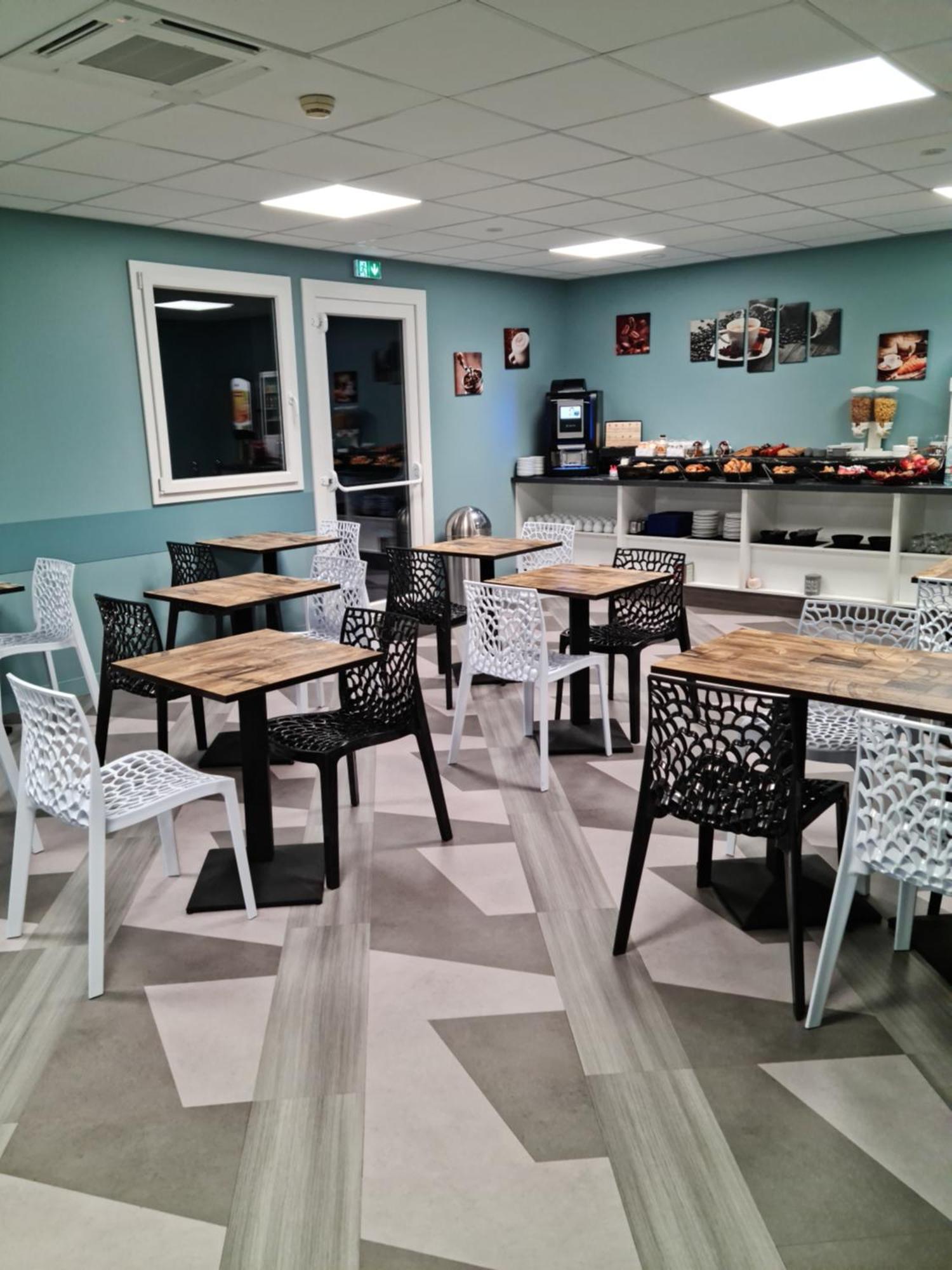 Logis Hotel Atrium Epinal Golbey Chavelot Екстериор снимка