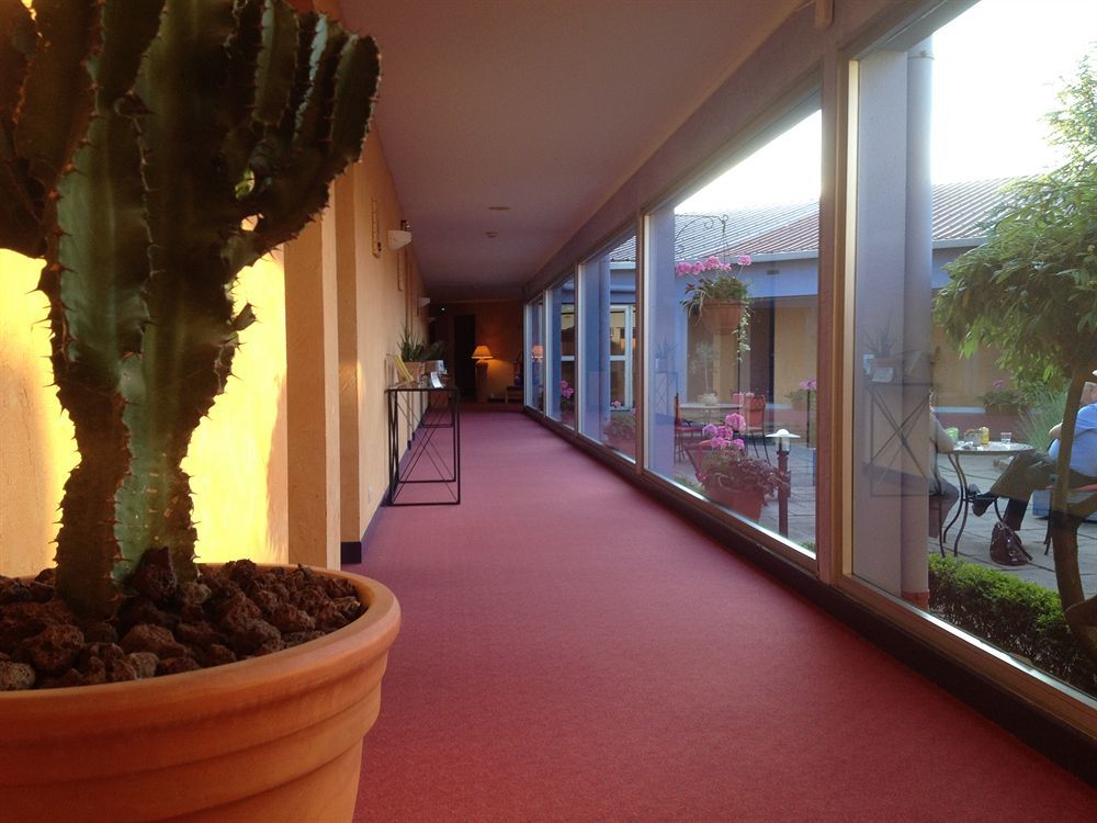 Logis Hotel Atrium Epinal Golbey Chavelot Екстериор снимка