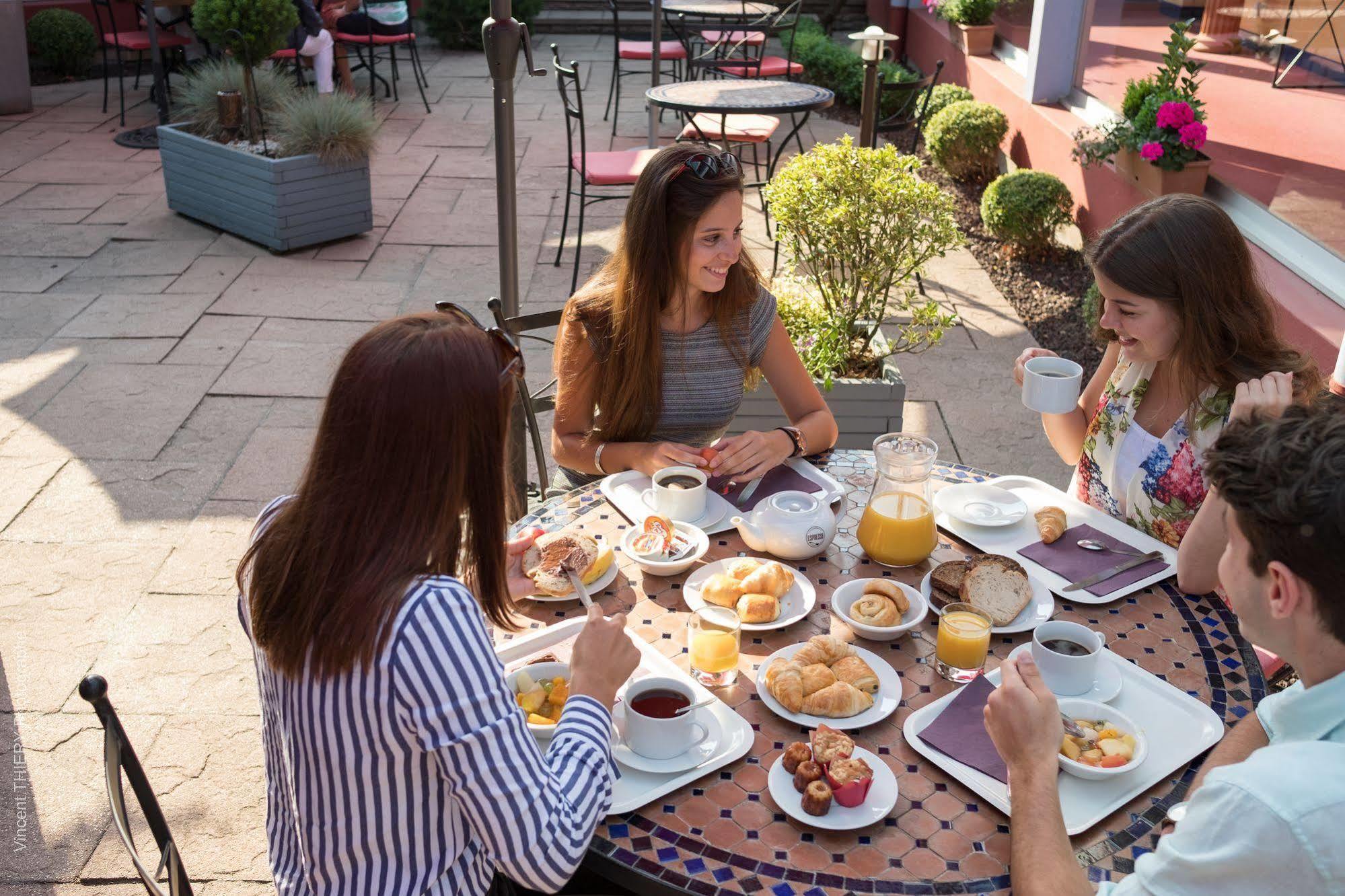 Logis Hotel Atrium Epinal Golbey Chavelot Екстериор снимка