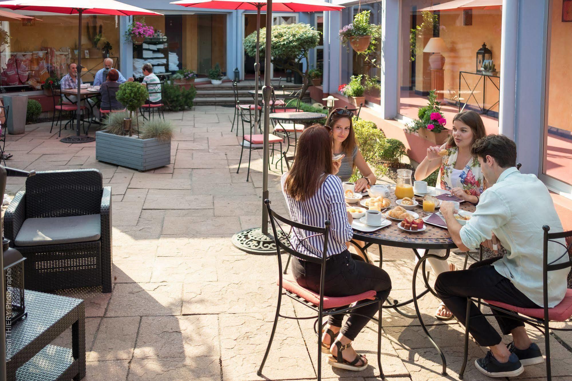 Logis Hotel Atrium Epinal Golbey Chavelot Екстериор снимка