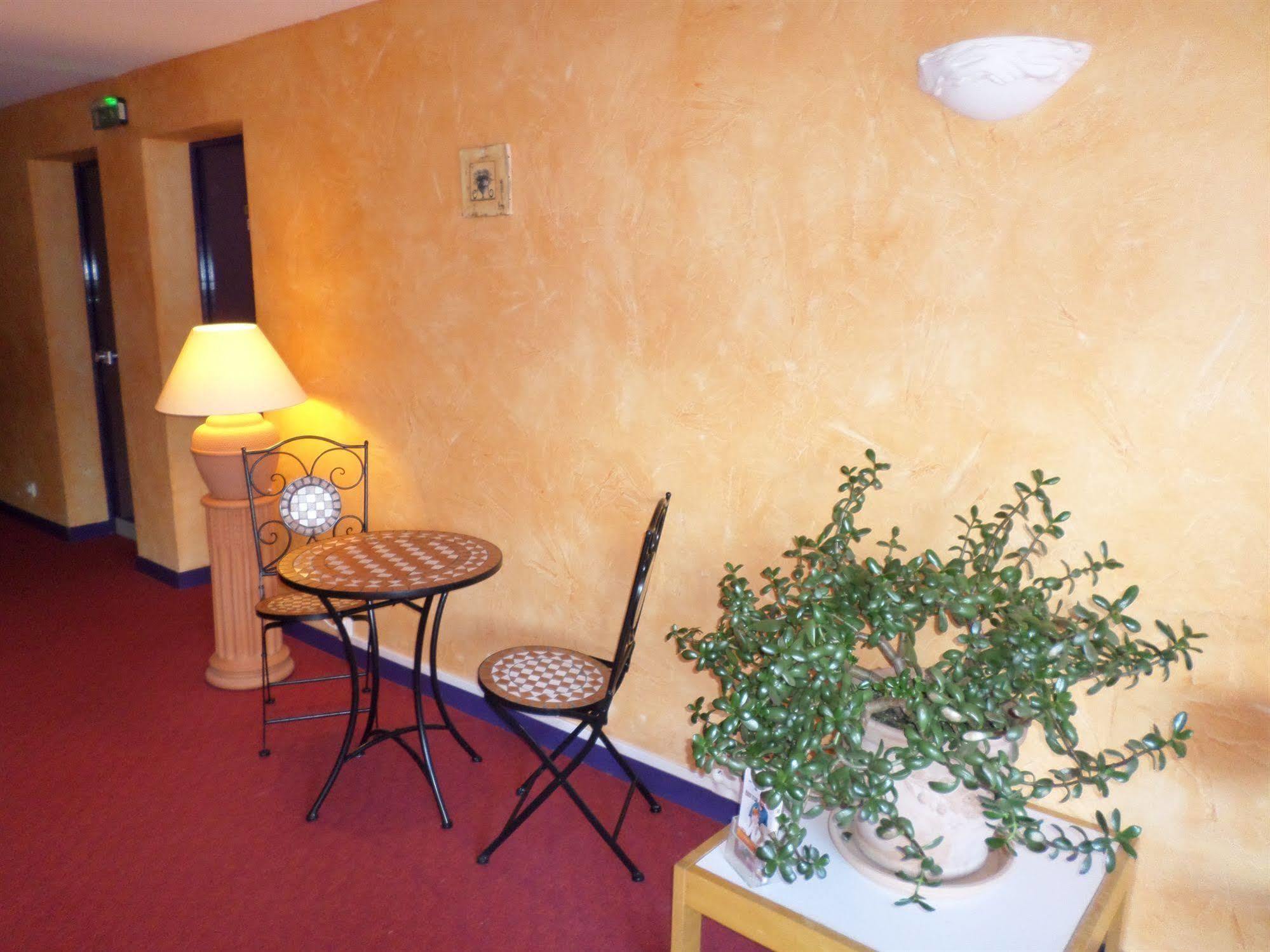 Logis Hotel Atrium Epinal Golbey Chavelot Екстериор снимка